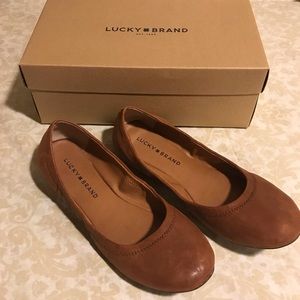 Lucky Brand Emmie Ballet Flats Tan size 9